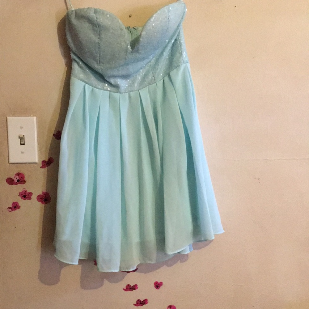 Baby blue Windsor dress